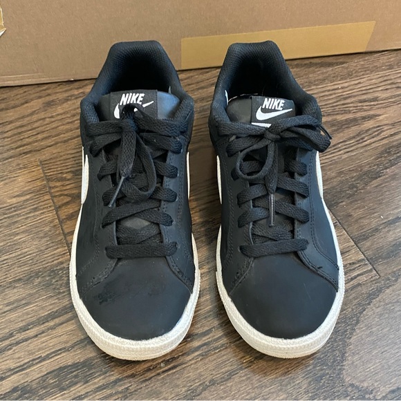 EUC Nike Court Royale Sneakers - Picture 3 of 7